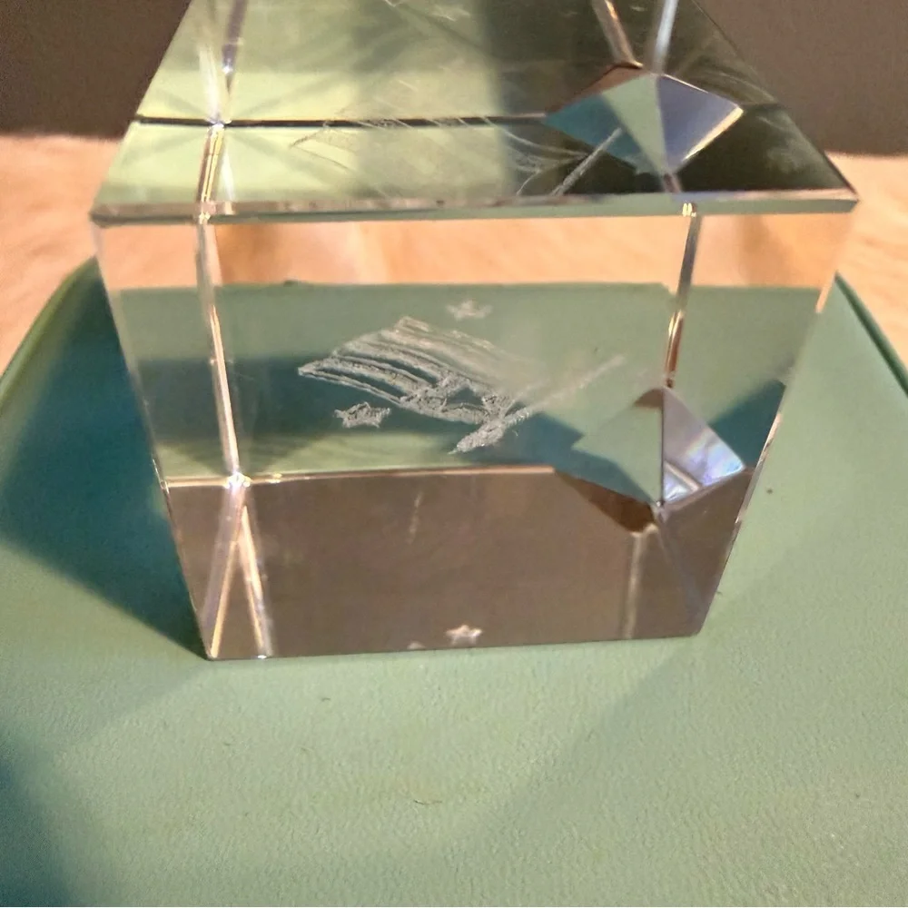 3D Laser Etched American Flag Crystal Paperweight